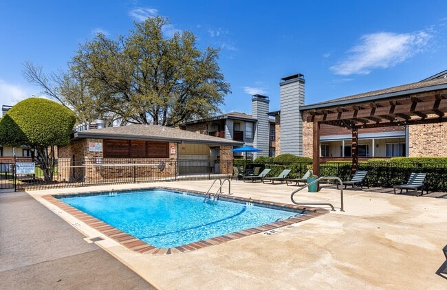 Spring Creek Apartments