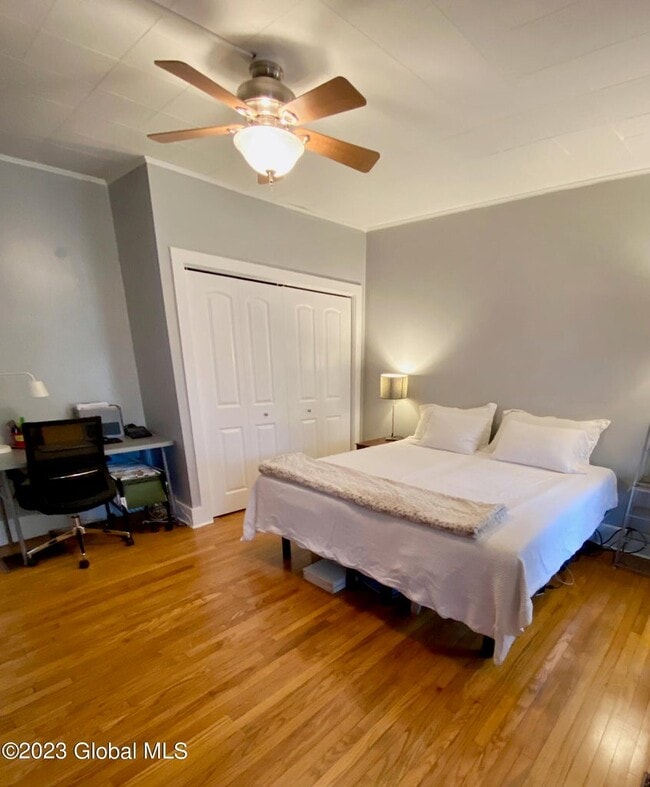 Bedroom #3 - 104 Catherine St Unit 1