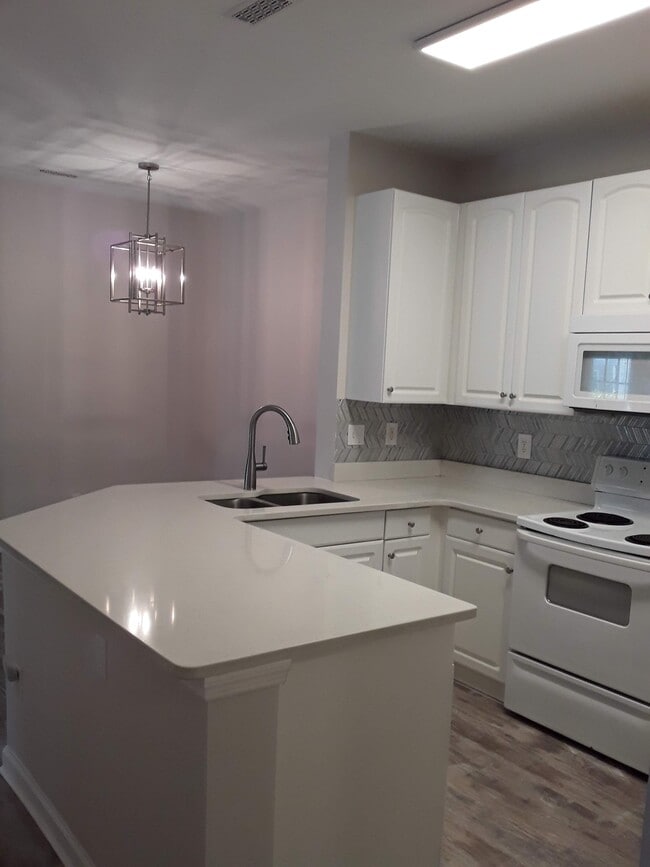 100 Kensington Blvd Unit 704