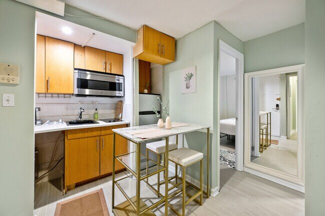 Photo - 250 E 33rd St Unit ID1323974P