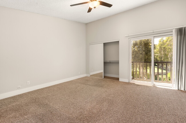 Parkway Plaza Apartments