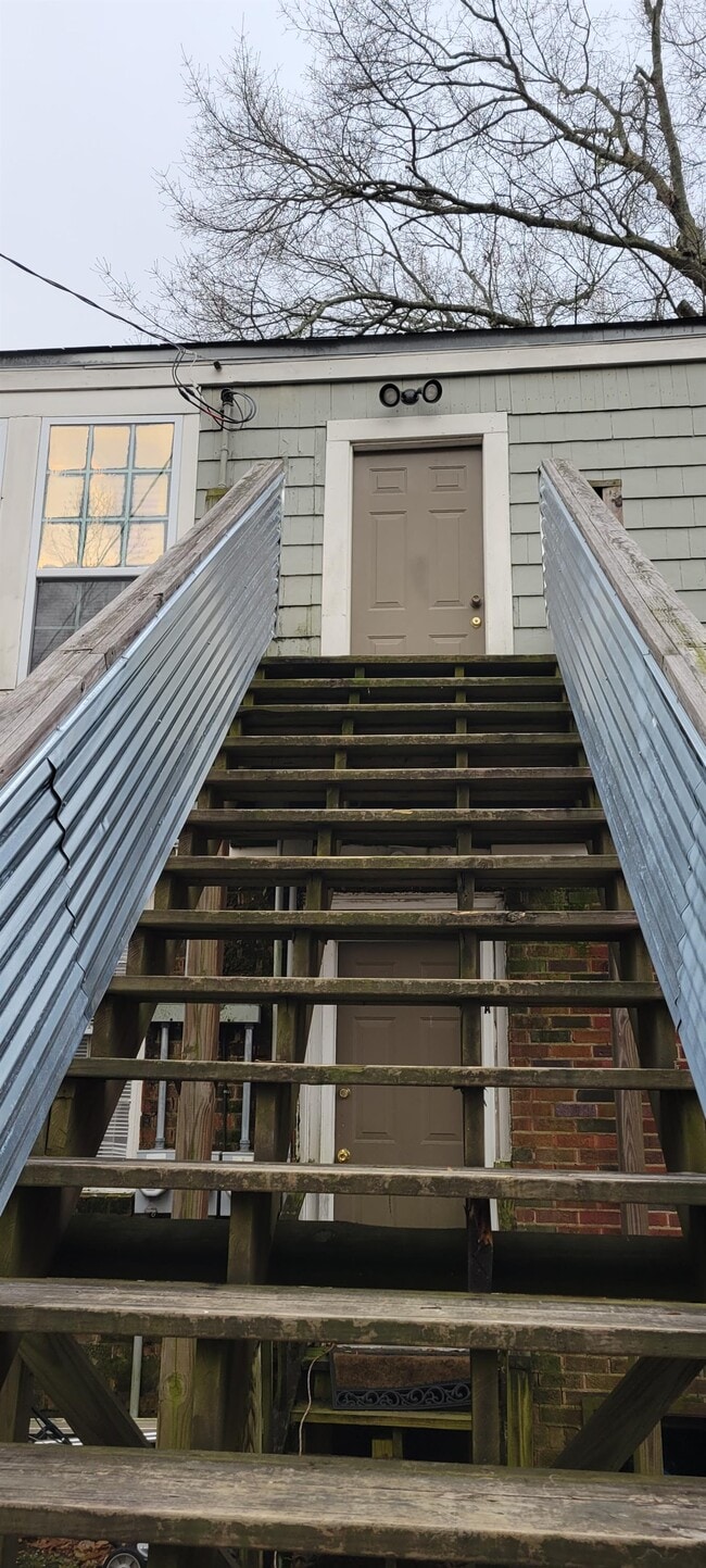 Photo - 966 E Fortification St