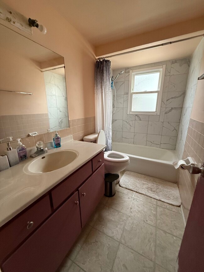 Photo - 4216 Marquette Dr Unit 2