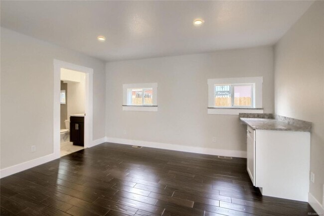 Photo - 5139 Alcott St