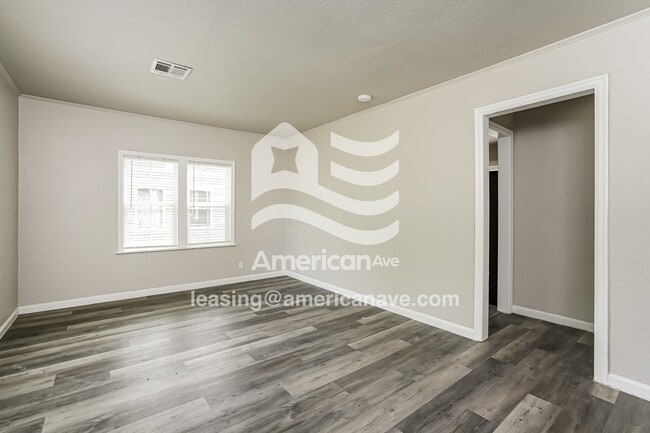 Photo - 1631 N Columbia Pl