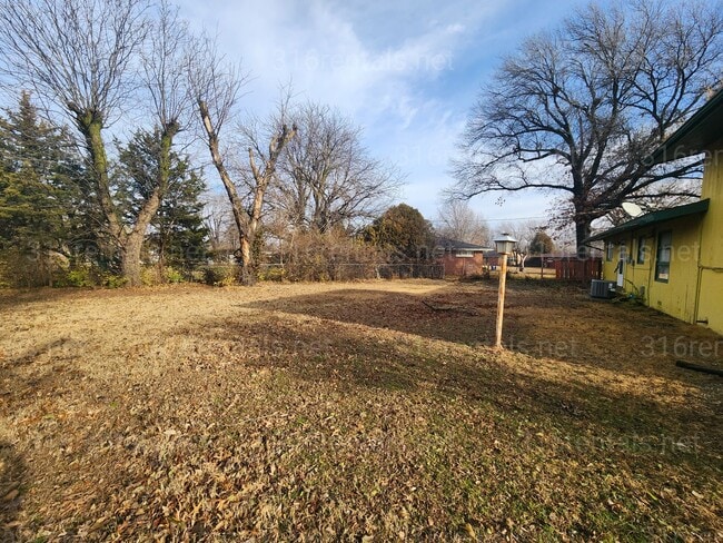 Photo - $1,795 - 3 bedroom/ 2 bathroom Single Family Home **COMING SOON**