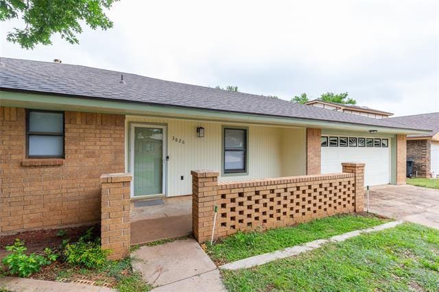 Photo - 3826 Crest Way