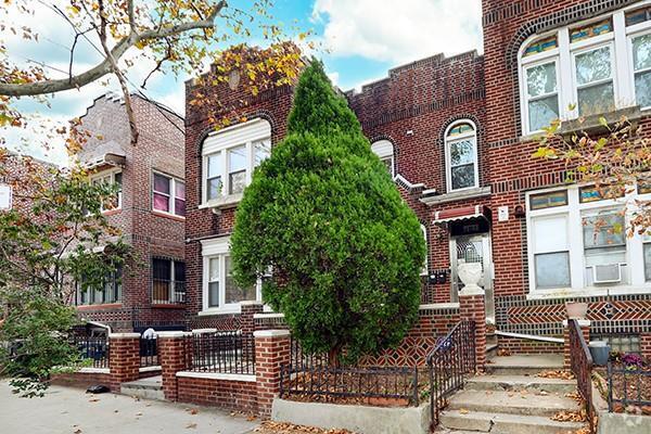 Building Photo - 78-10 32nd Ave Unit 2 Frnt Rental