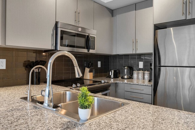 Photo - 35 Bremner Blvd Unité SI ID1403806P