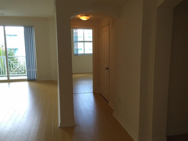 Photo - 9172 Collins Ave Unit 402