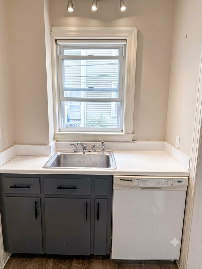 Photo - 219 Brown St