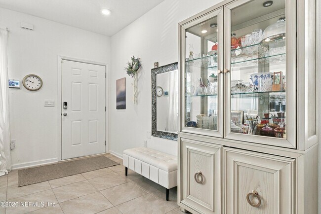 8359 Zenith Cir