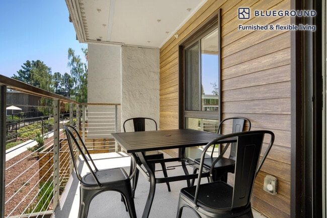 Photo - 350 Sharon Park Dr Unidad SI FL2-ID1047