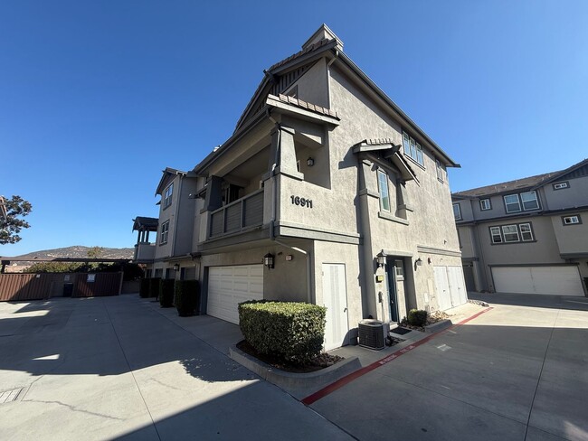 Building Photo - Great 1B/1.5BA Townhome in 4S Ranch