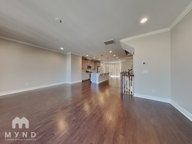 Photo - 2547 Statesville Ave