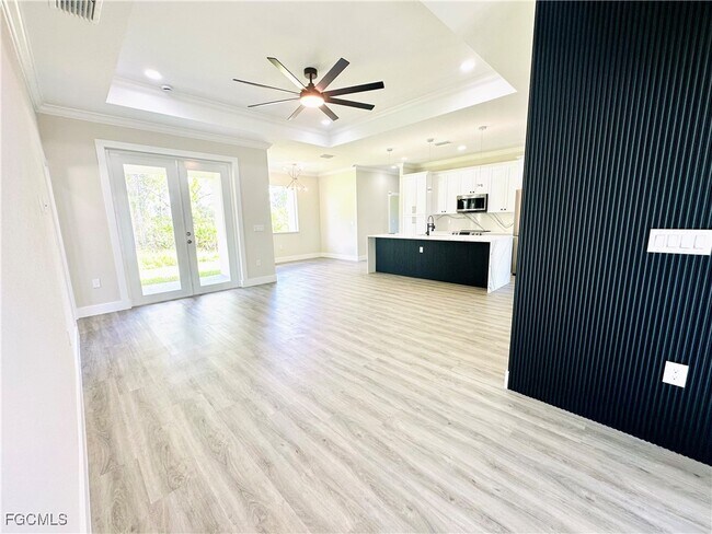 Photo - 771 Gaylord Ave S