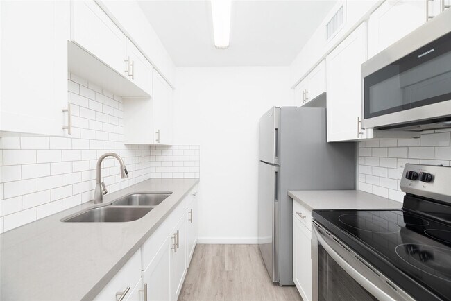 Photo - 1401 NE 17th Ct Unit 207