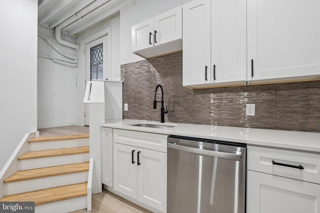 Photo - 1116 N Bodine St
