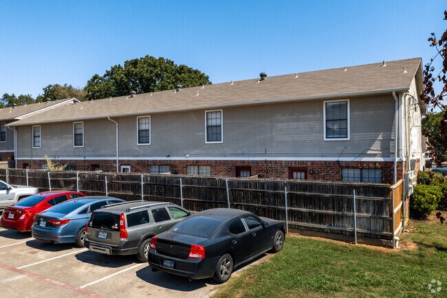 Photo - Hickory Village