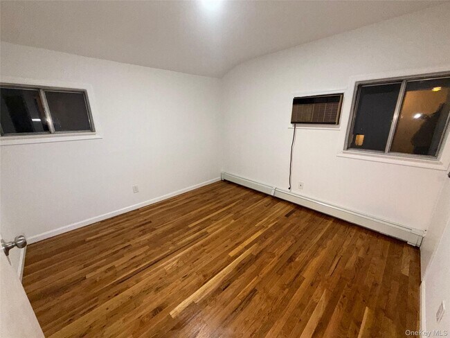Photo - 8 Jonquill Ln