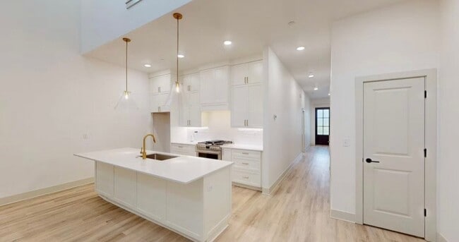 Photo - 5902 S Bellview Rd