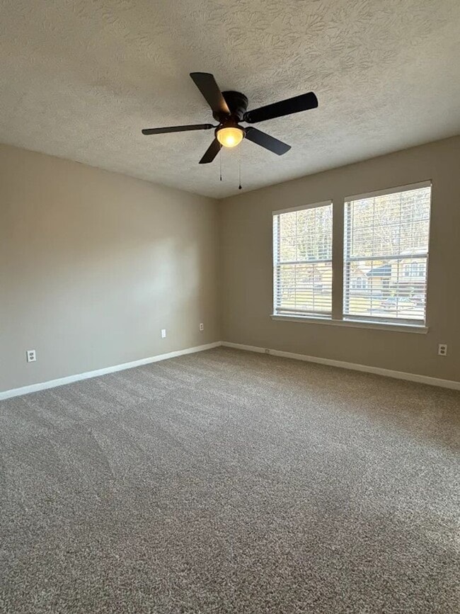 Photo - 3 Bed 2.5 Bath in Atlanta!