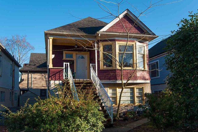 Building Photo - 2912 Windsor St