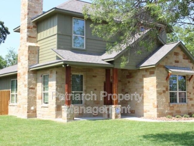 Building Photo - 1319 Foster Ave Rental