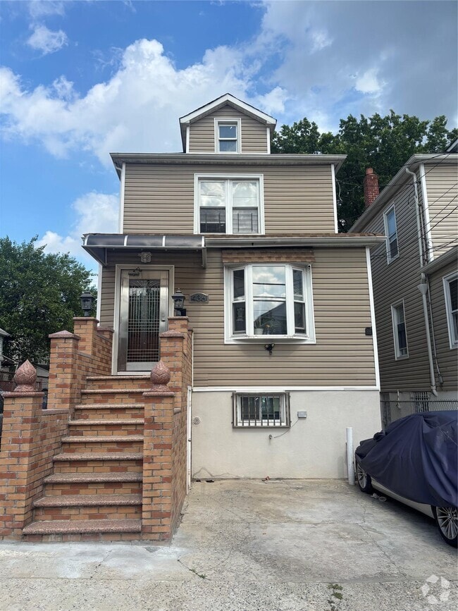 Building Photo - 436 Taylor Ave Unit 2nd floor Rental