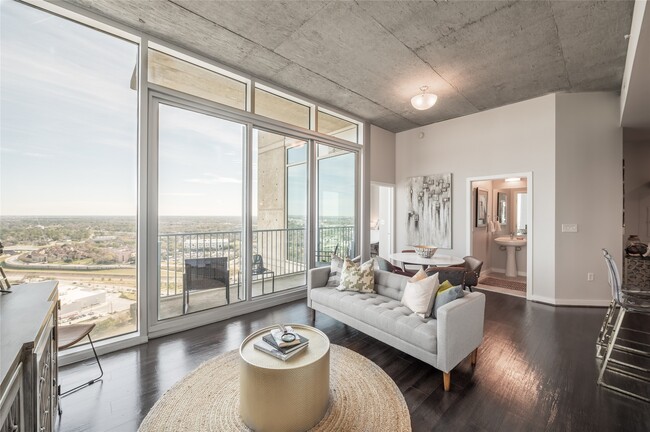 Building Photo - 5927 Almeda Rd Unit 22014 Rental
