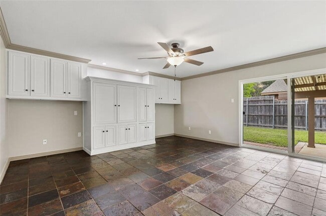 Photo - 5009 Pemberton Ln