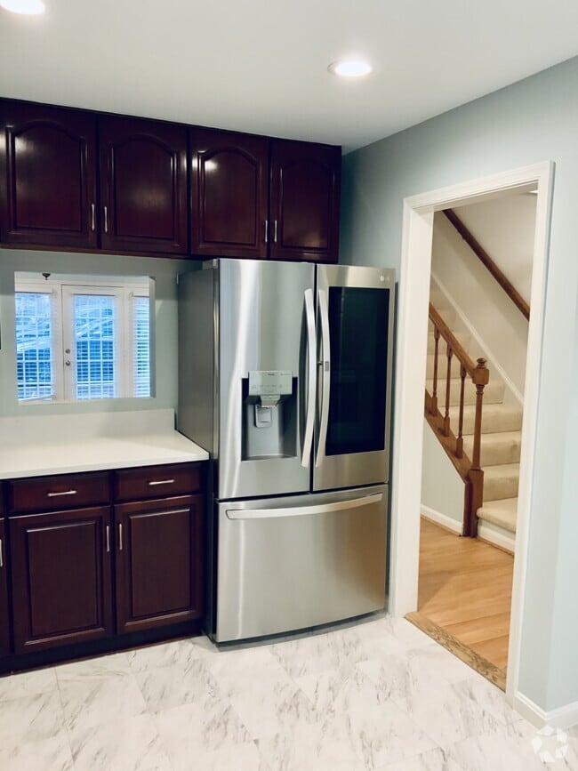 Building Photo - 4102 Washington Blvd Rental