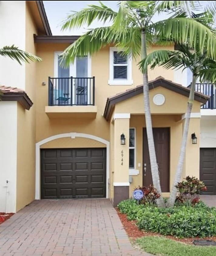 Photo - 6944 Long Pine Cir (Coconut Creek, FL)