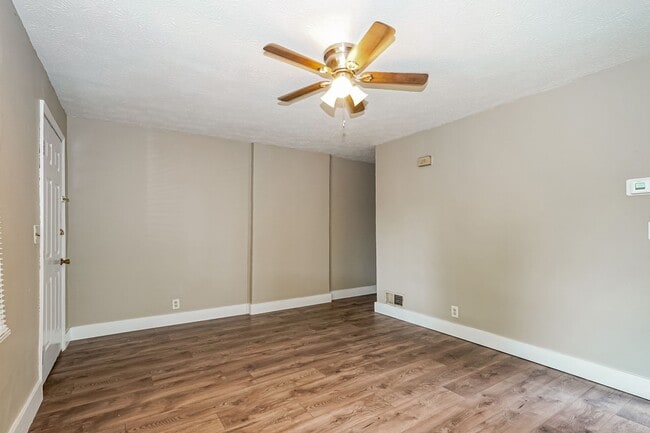 Photo - 2654-2656 Avalon Place Unit 2656