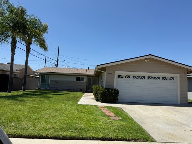 Building Photo - 6302 San Lorenzo Dr Rental
