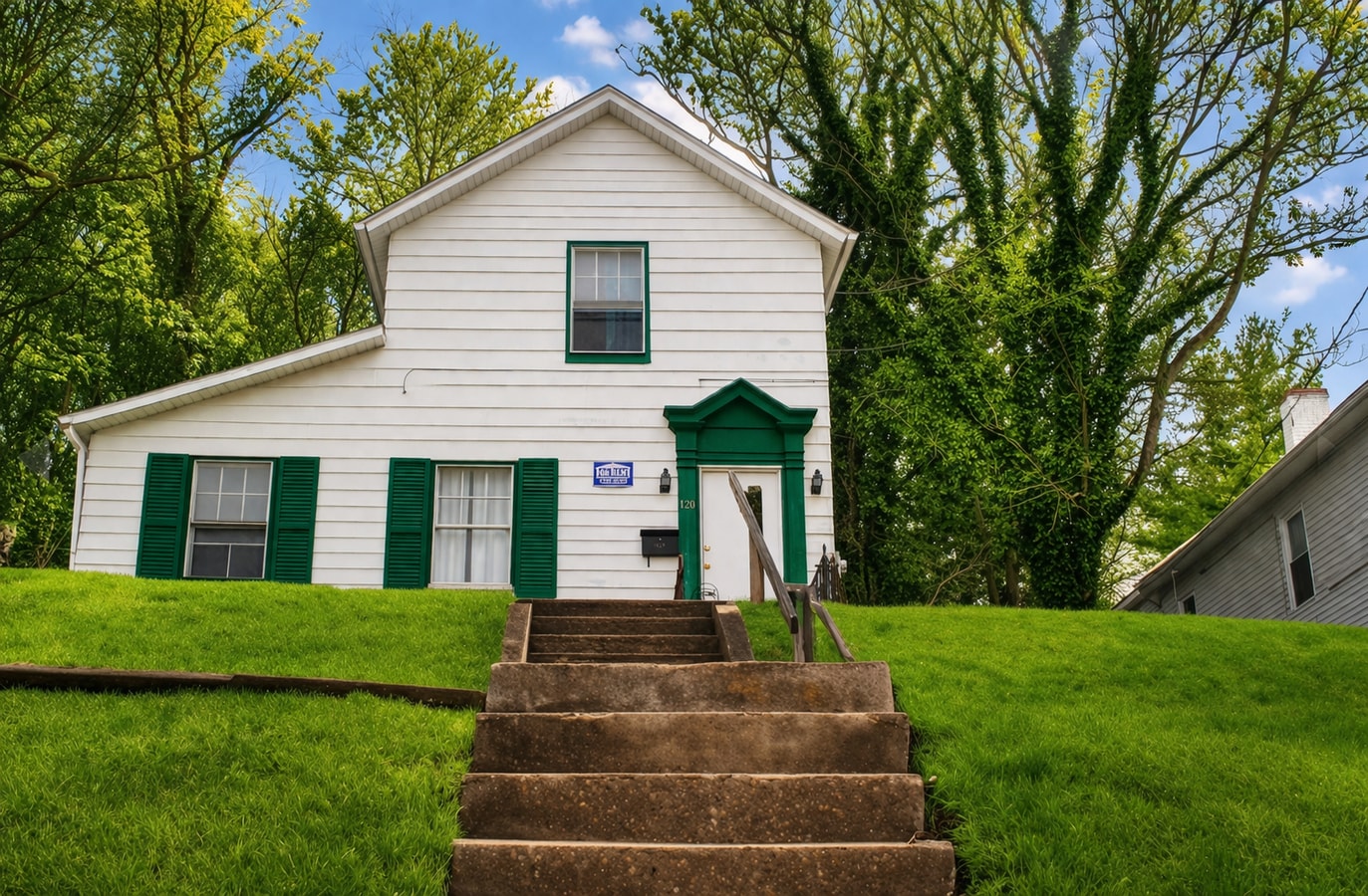 Photo - 120 N Congress St