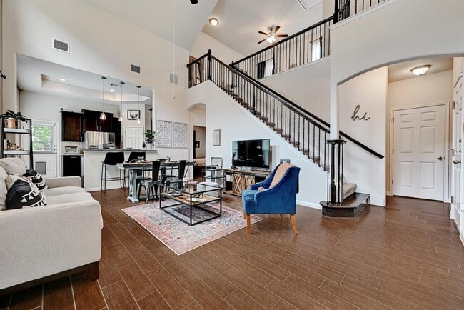 Building Photo - 7709 Menchaca Rd Rental