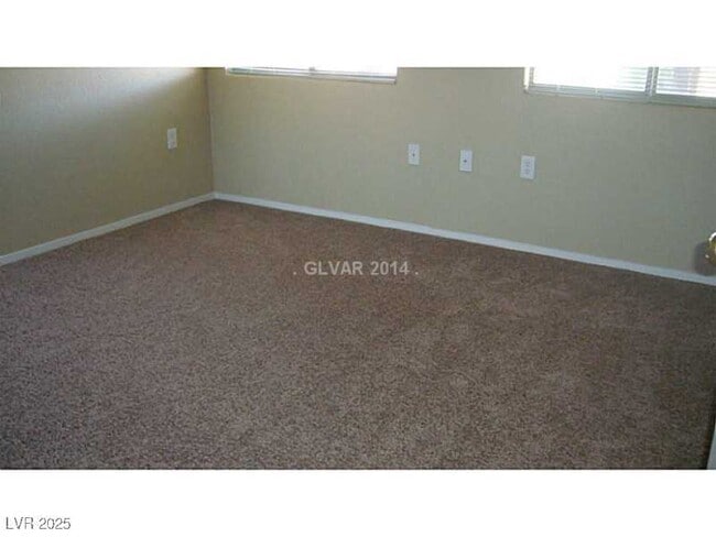 Photo - 2050 N Los Feliz St