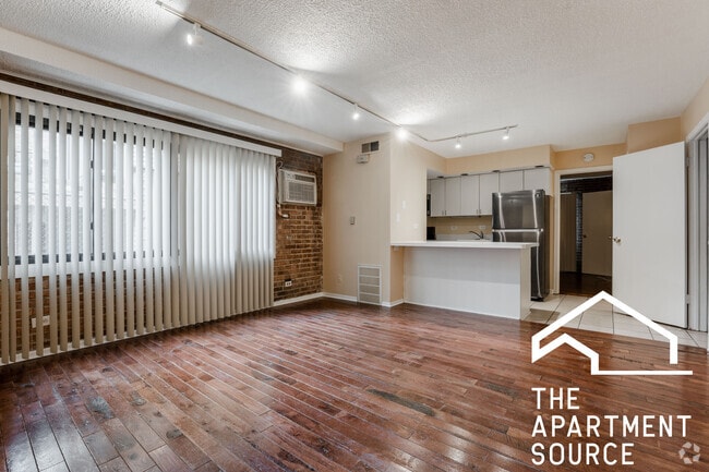 Building Photo - 715 W Diversey Pkwy Unit 7 Rental