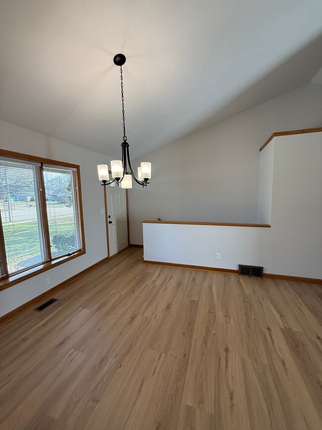 Photo - 8197 Cottonwood Dr