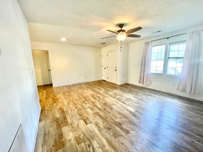 Photo - 214 Beaver St Unit B