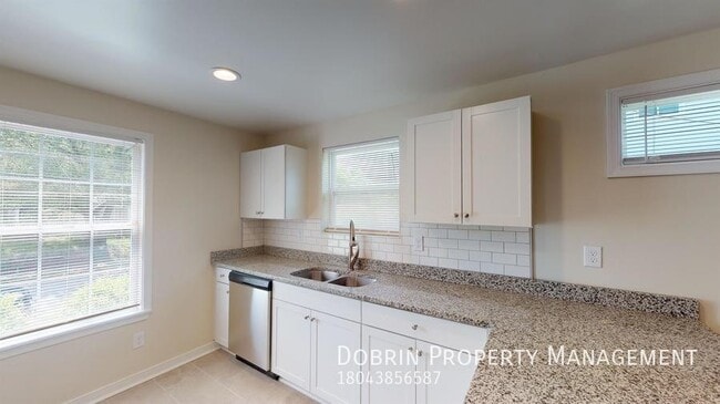 Photo - 1422 Winder St Unit 2