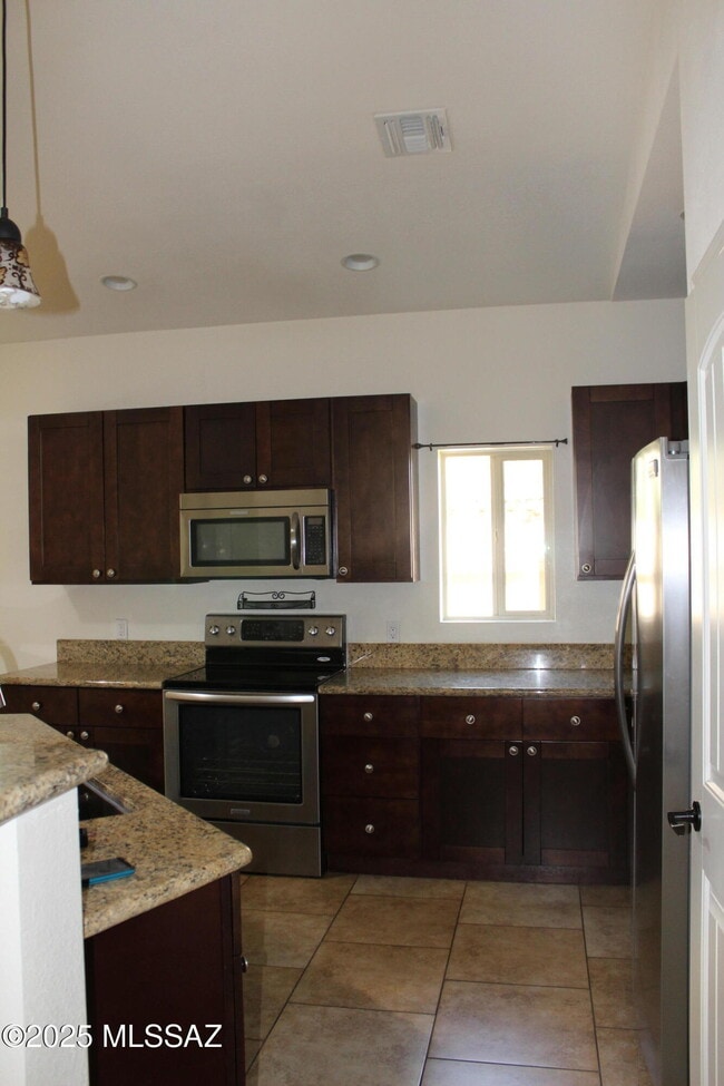 Photo - 2635 N Fremont Ave