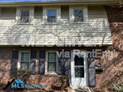Building Photo - 625 W Front St Rental