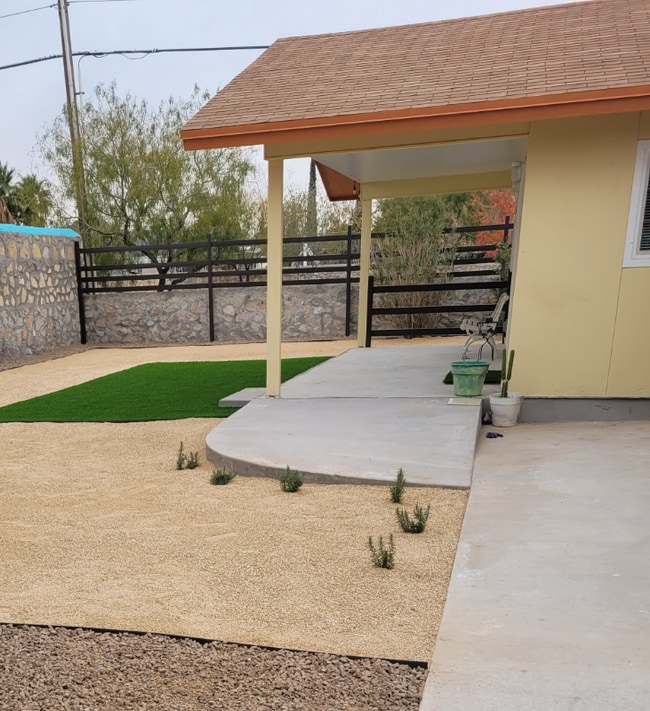 Photo - 11400 Bob Mitchell Dr