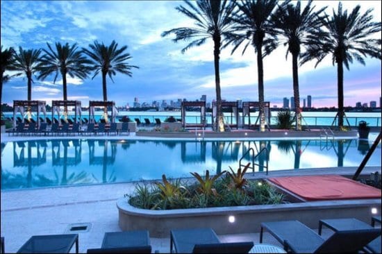 ¡Vistas desde la piscina! ¡Disfrute de unas instalaciones increíbles! - 1500 Bay Rd Unidad 1408s