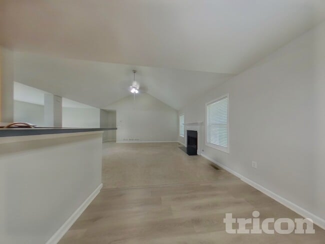 Photo - 213 Millwheel Dr