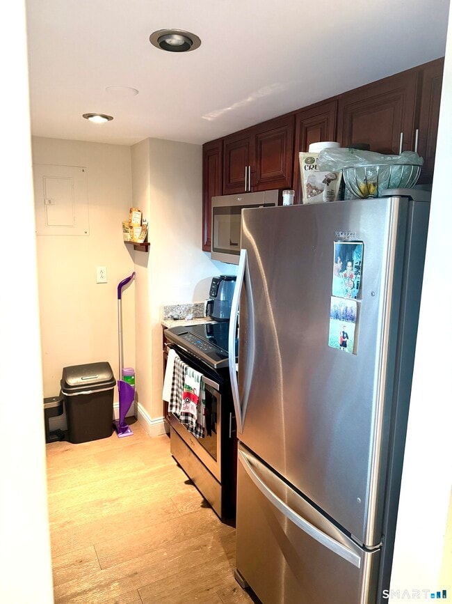 Photo - 127 Greyrock Pl Unidad 1207