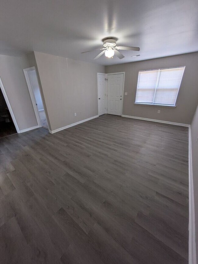 Photo - 2BD/1BA Duplex in Newton