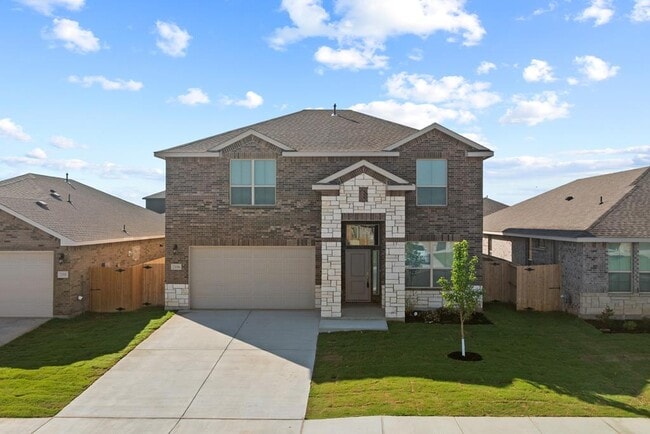 Building Photo - 2106 Somerset Dr